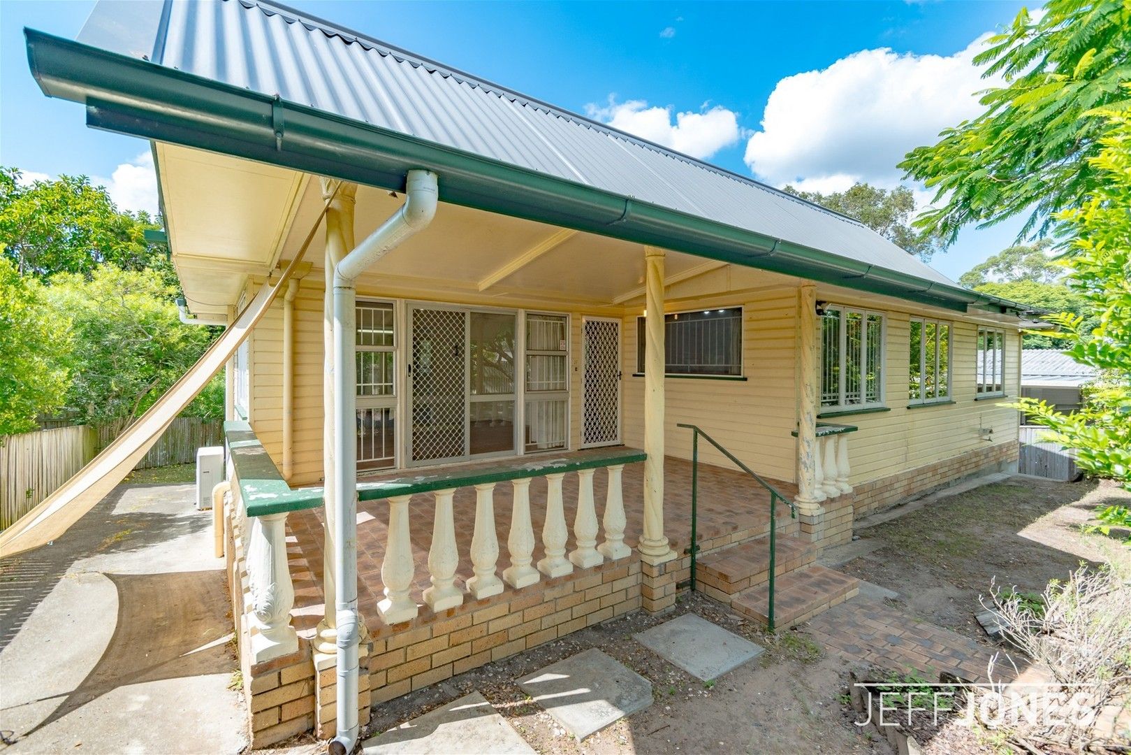 3 bedrooms House in 27 Valmar Street UPPER MOUNT GRAVATT QLD, 4122