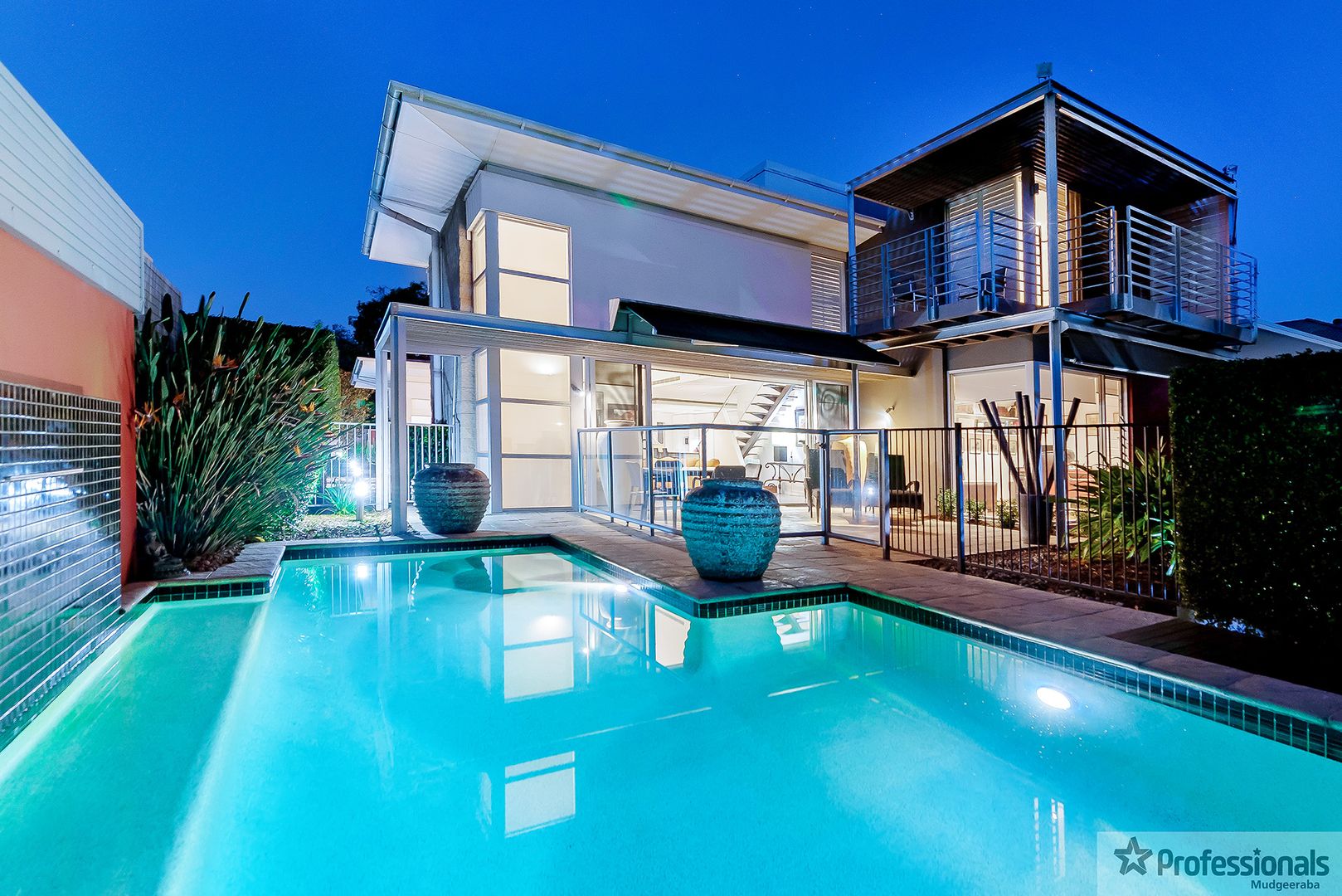 839 Legend Trail, Robina Property History & Address Research Domain