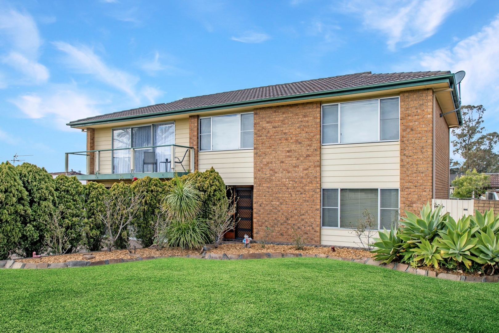 8 Young Close, Thornton NSW 2322