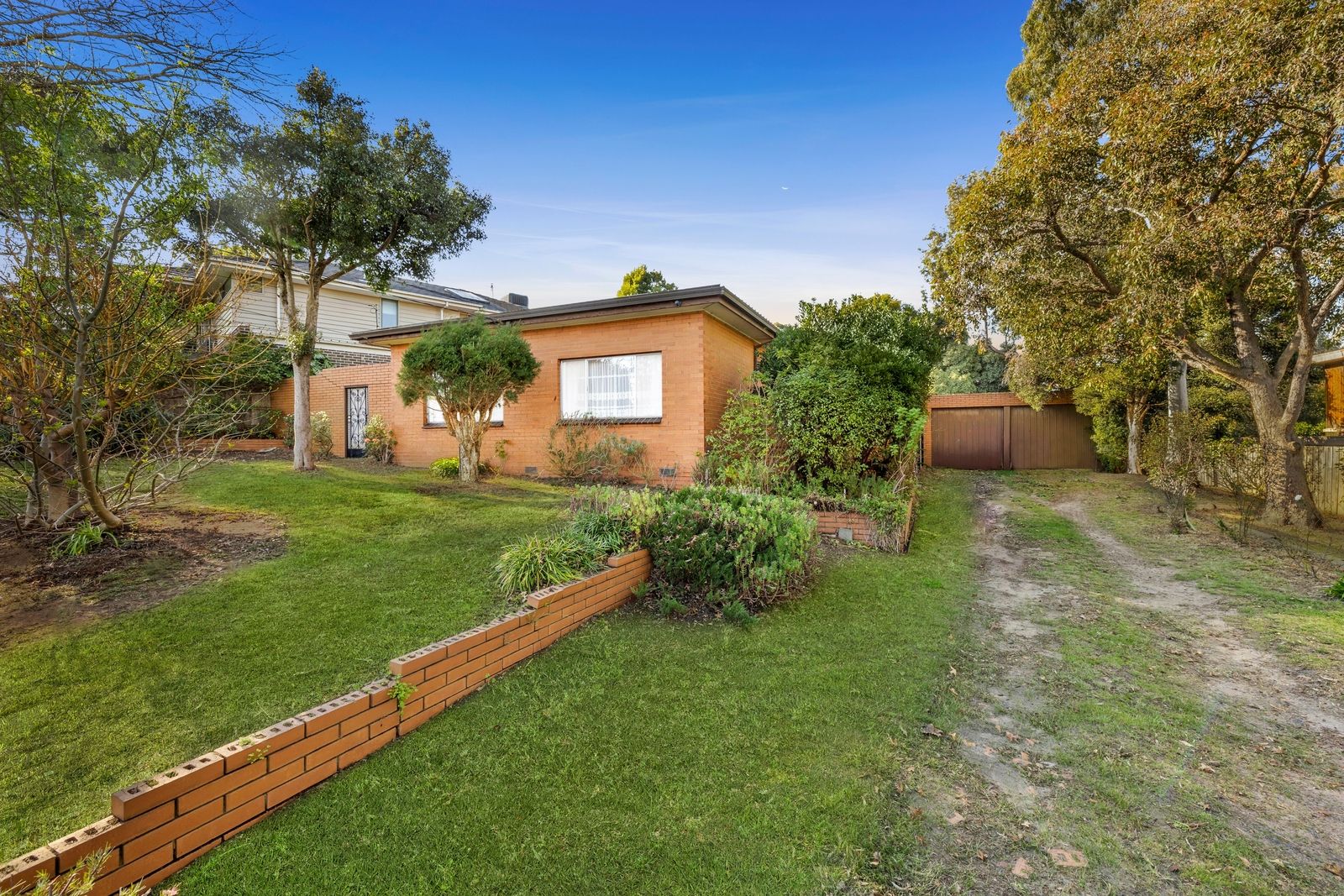 44 Prospect Street, Mount Waverley VIC 3149, Image 0