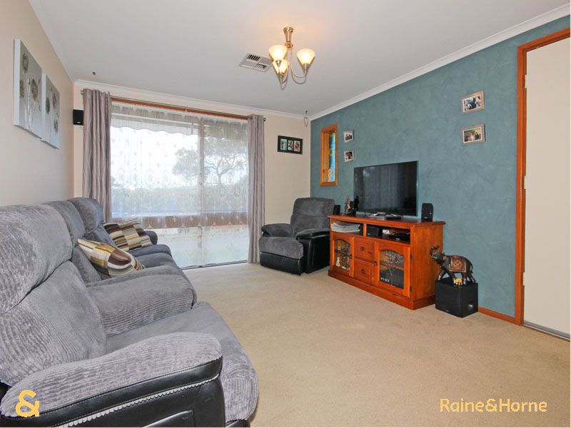 19 Arcturus Avenue, Huntfield Heights SA 5163, Image 2