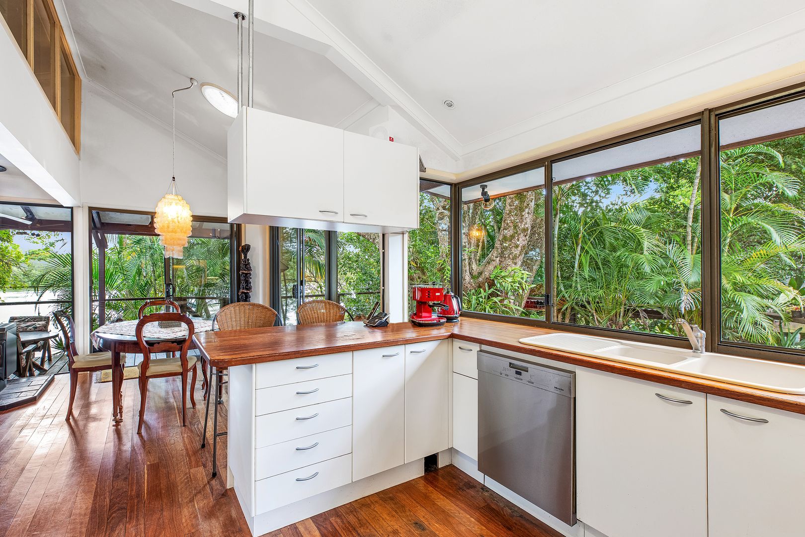 25 Noosa River Drive, Noosa North Shore QLD 4565, Image 2