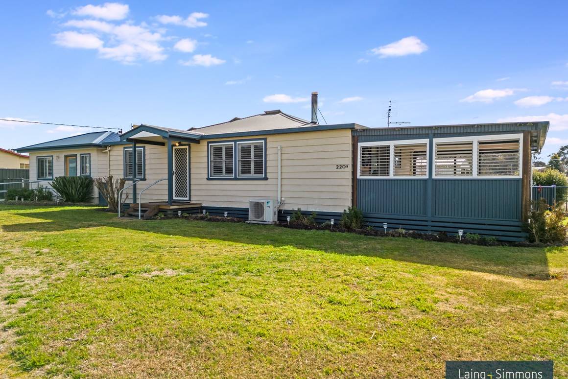 Picture of 220W Hill Street, WALCHA NSW 2354
