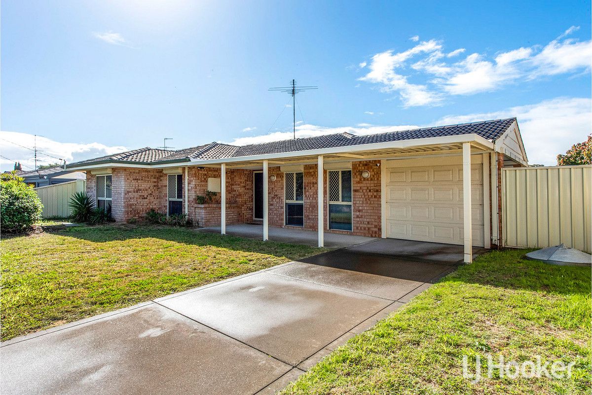 18 Dundas Place, Greenfields WA 6210, Image 0