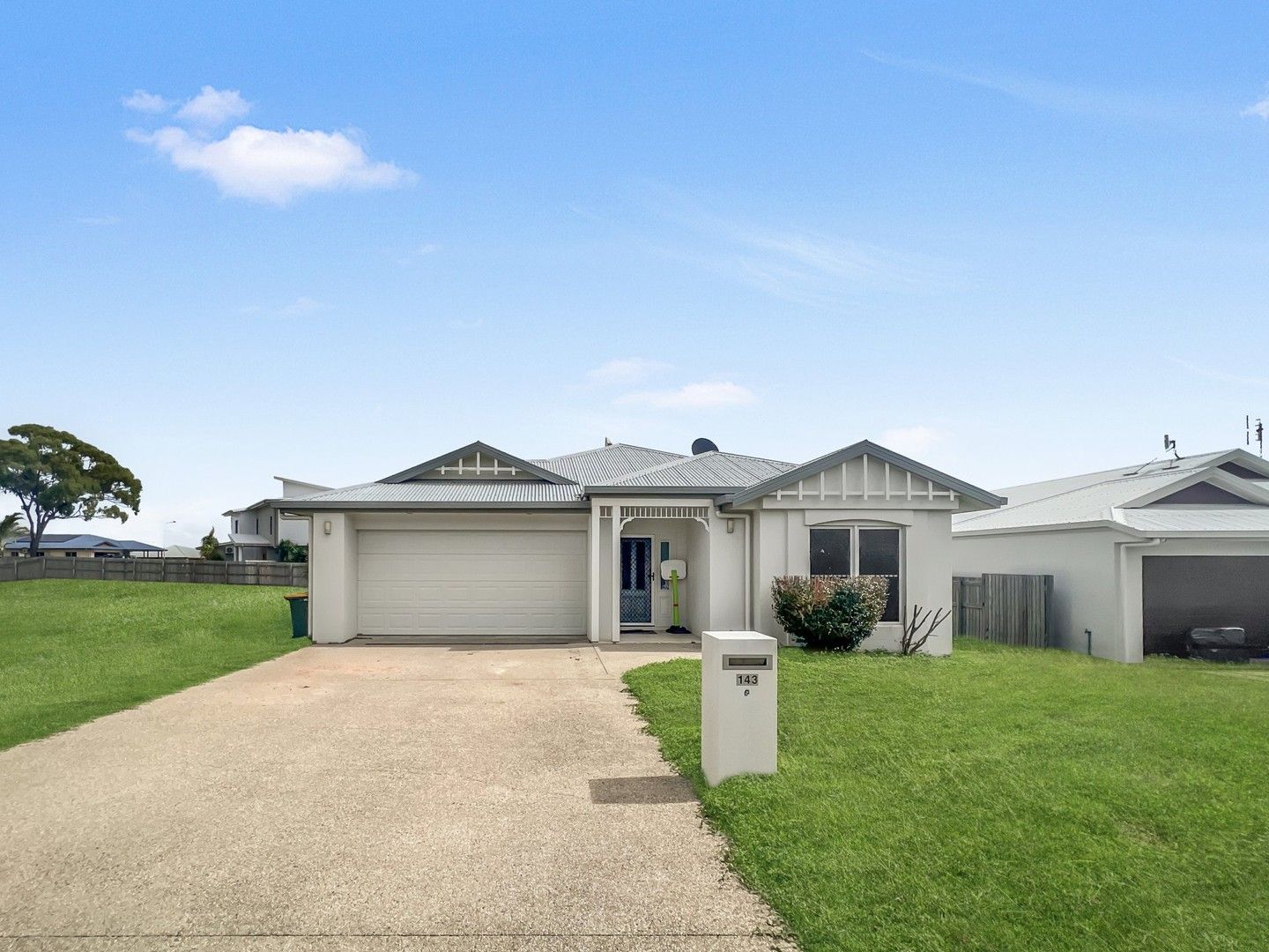 4 bedrooms House in 143 Oceanview Drive BOWEN QLD, 4805