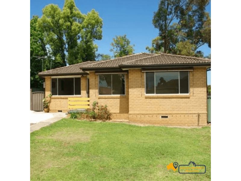 3 bedrooms House in 8 Sarre Place PROSPECT NSW, 2148