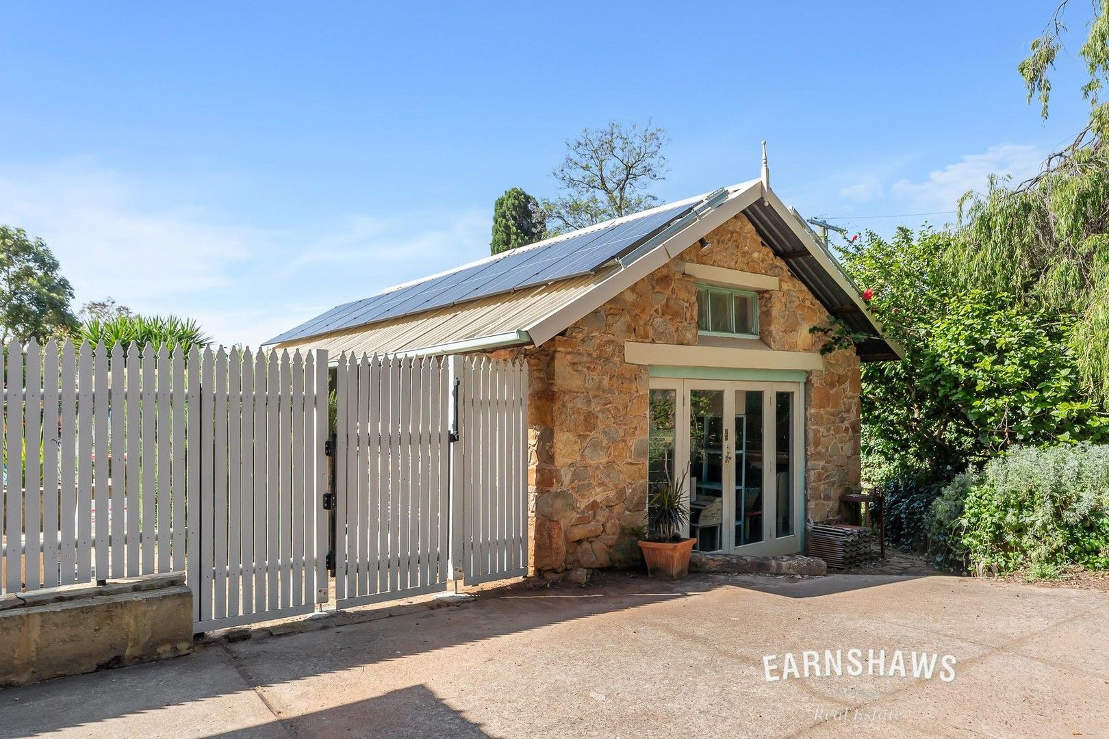 5 bedrooms House in 14 Musgrove Crescent BOYA WA, 6056