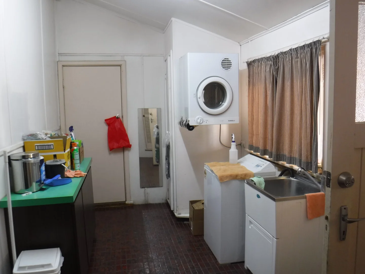 Image 10