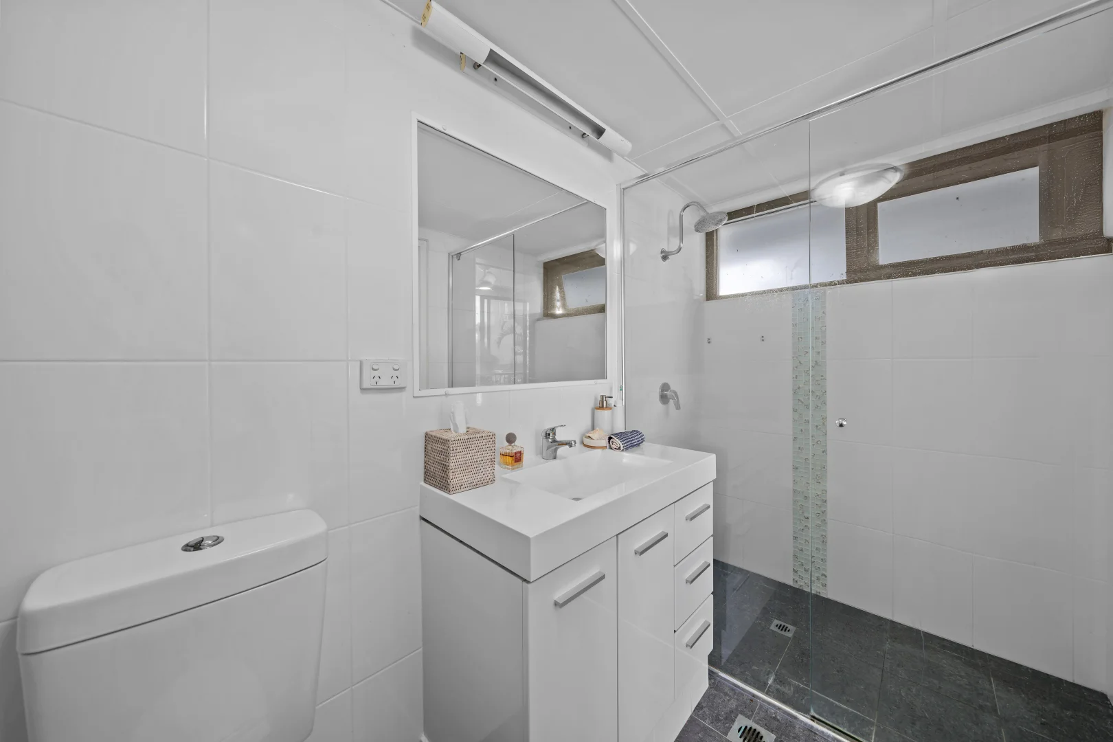 Additional image 15 of 305/9 Trickett Street, Surfers Paradise QLD 4217