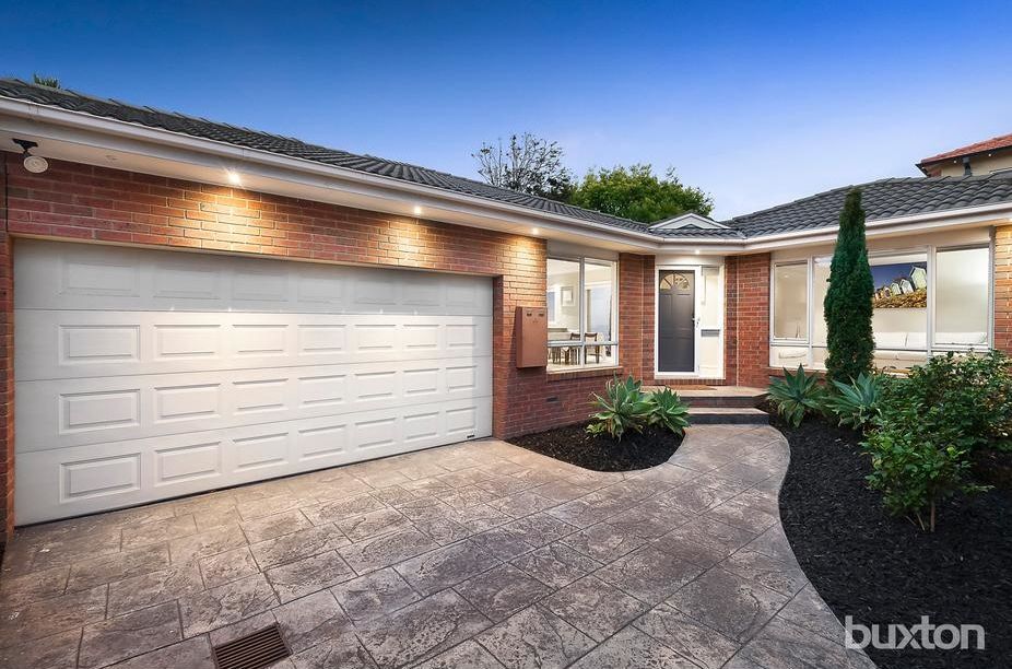 3 bedrooms Townhouse in 5A Oak Street BEAUMARIS VIC, 3193