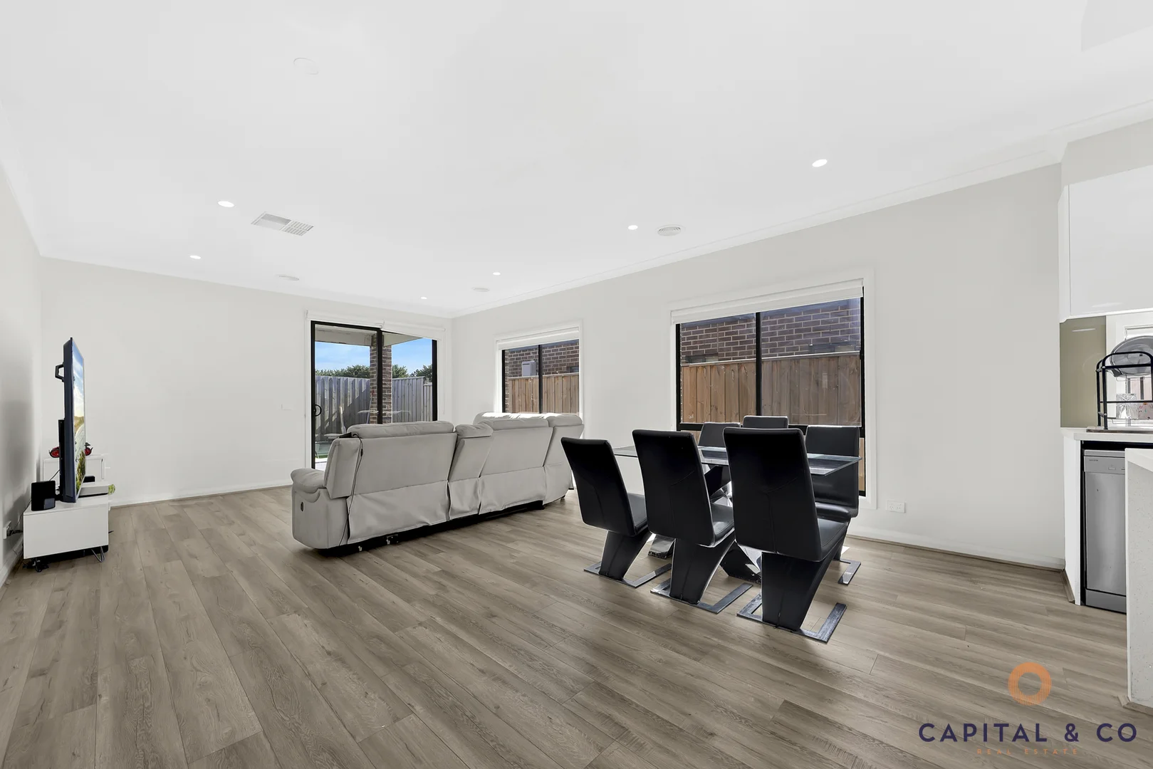 Additional image 4 of 13 Madura Promenade, Mickleham VIC 3064