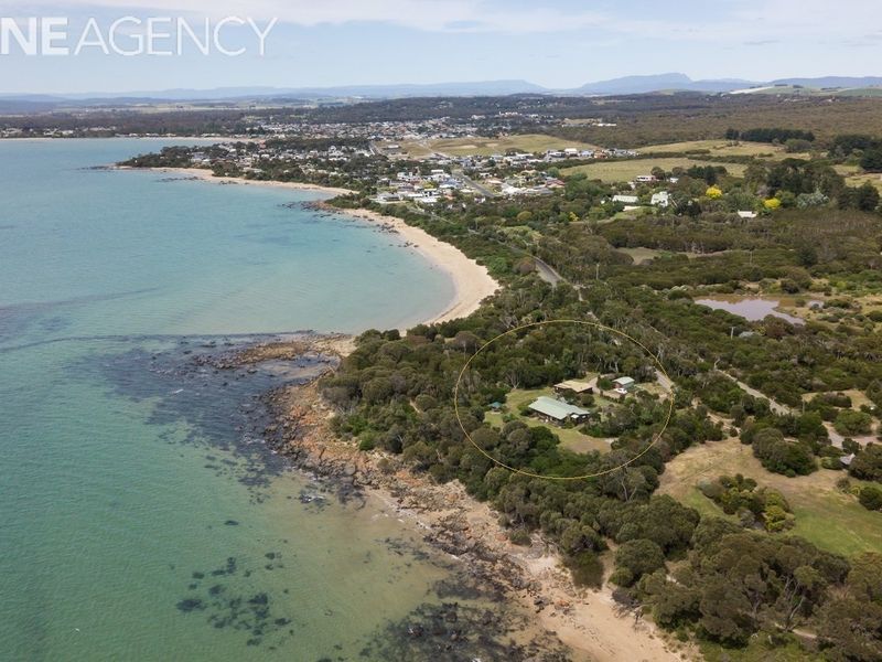 2 Larooma Road, Hawley Beach TAS 7307, Image 0