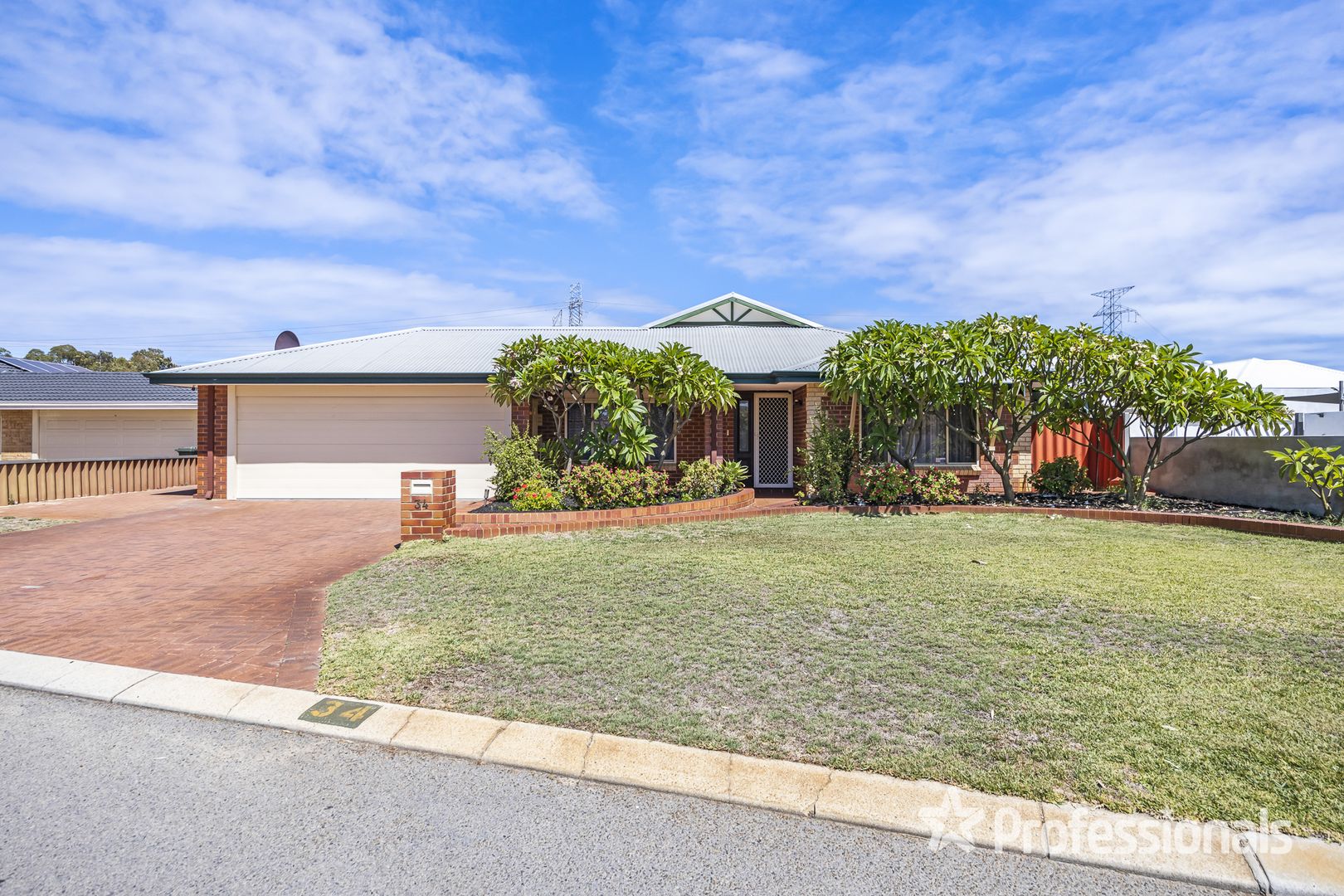 34 Winchester Place, Ballajura WA 6066, Image 1