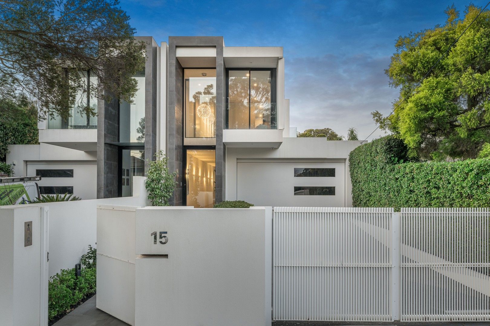 3 bedrooms Townhouse in 15 Hammond Street BRIGHTON VIC, 3186