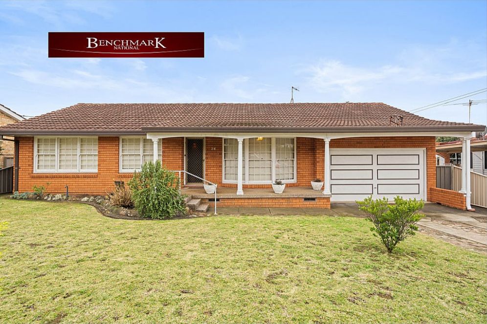 24 Maddecks Avenue, Moorebank NSW 2170