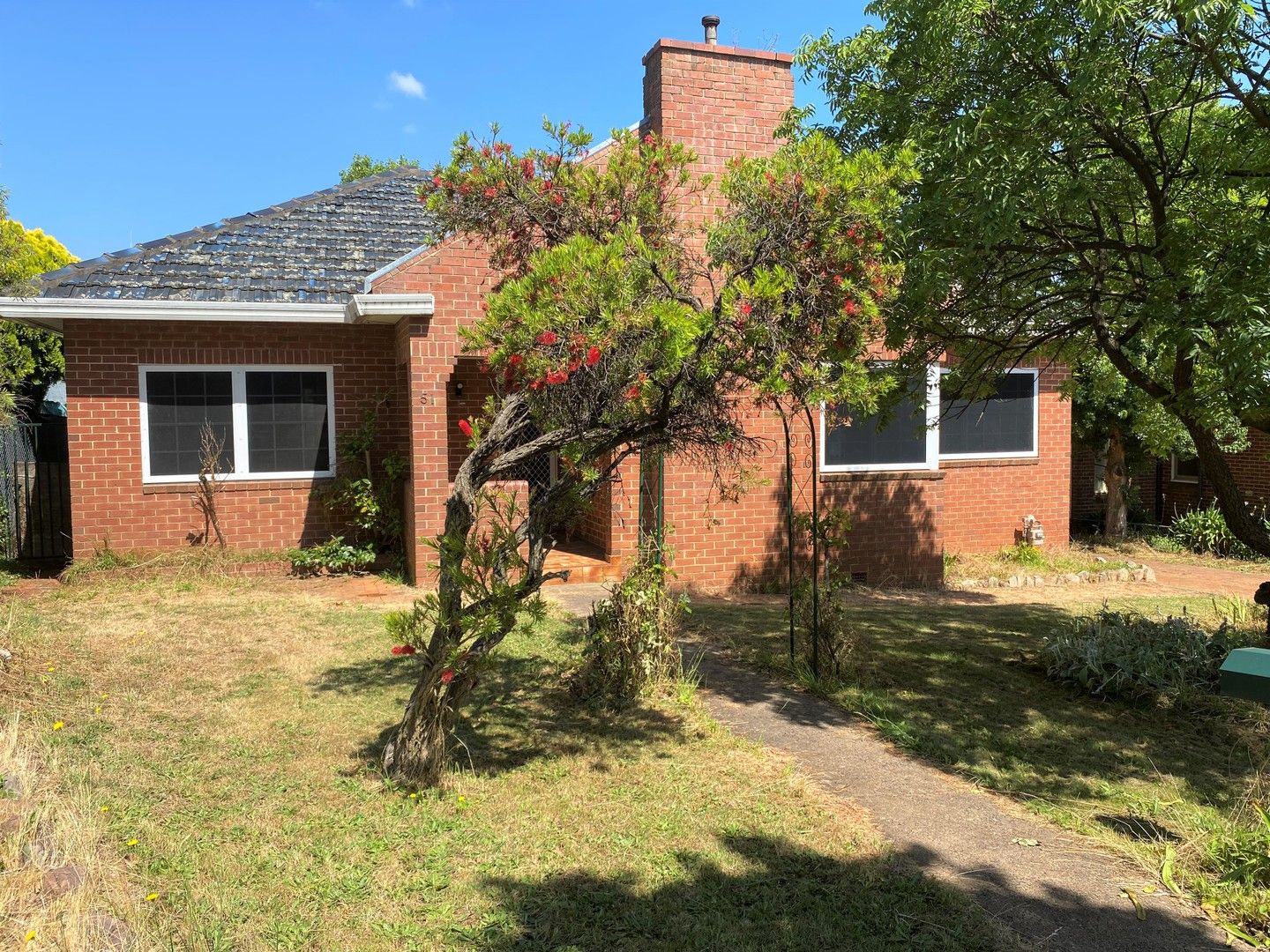 3 bedrooms House in 51 Glenroi Avenue ORANGE NSW, 2800