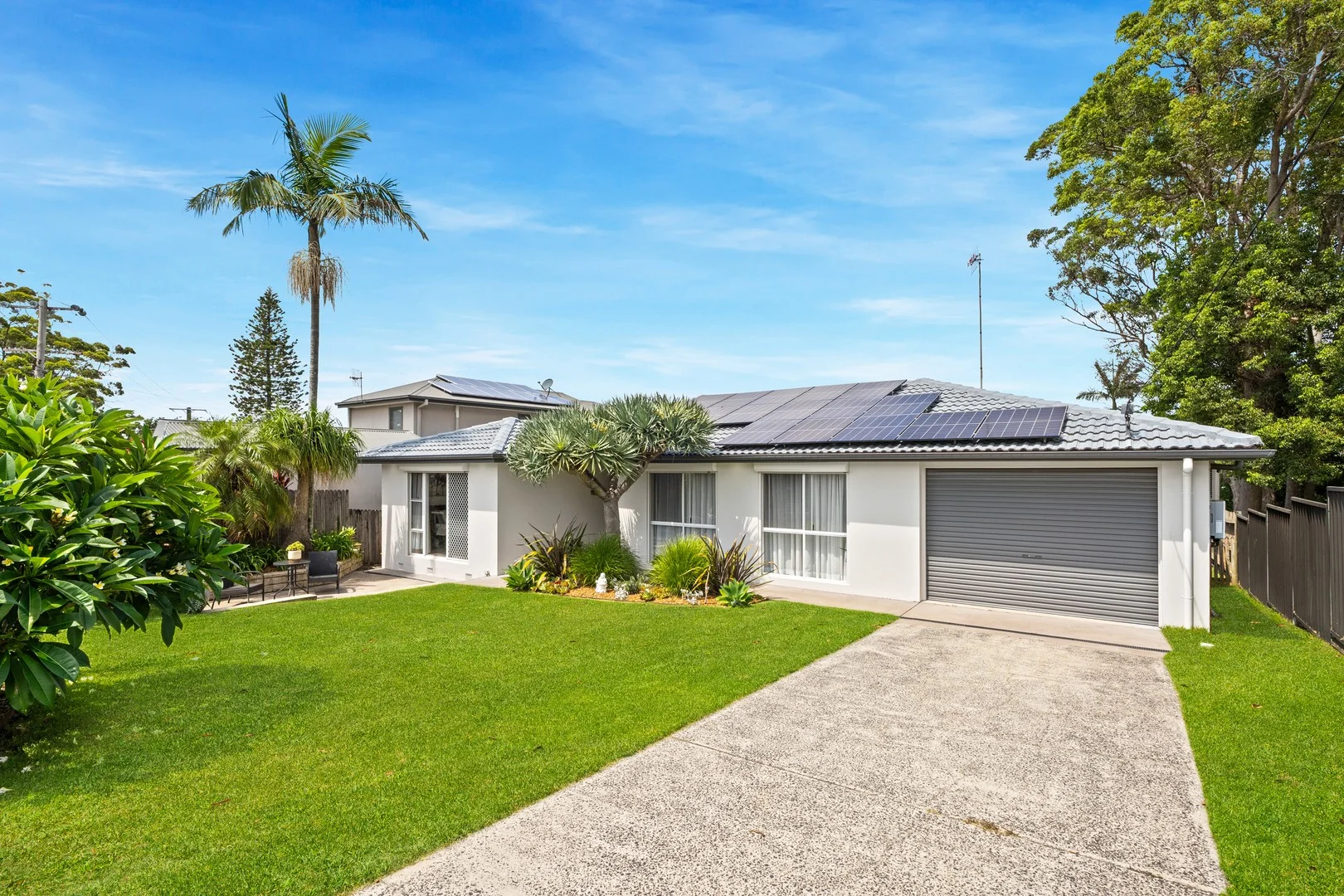Primary image of 178 Ocean View Drive, Wamberal NSW 2260