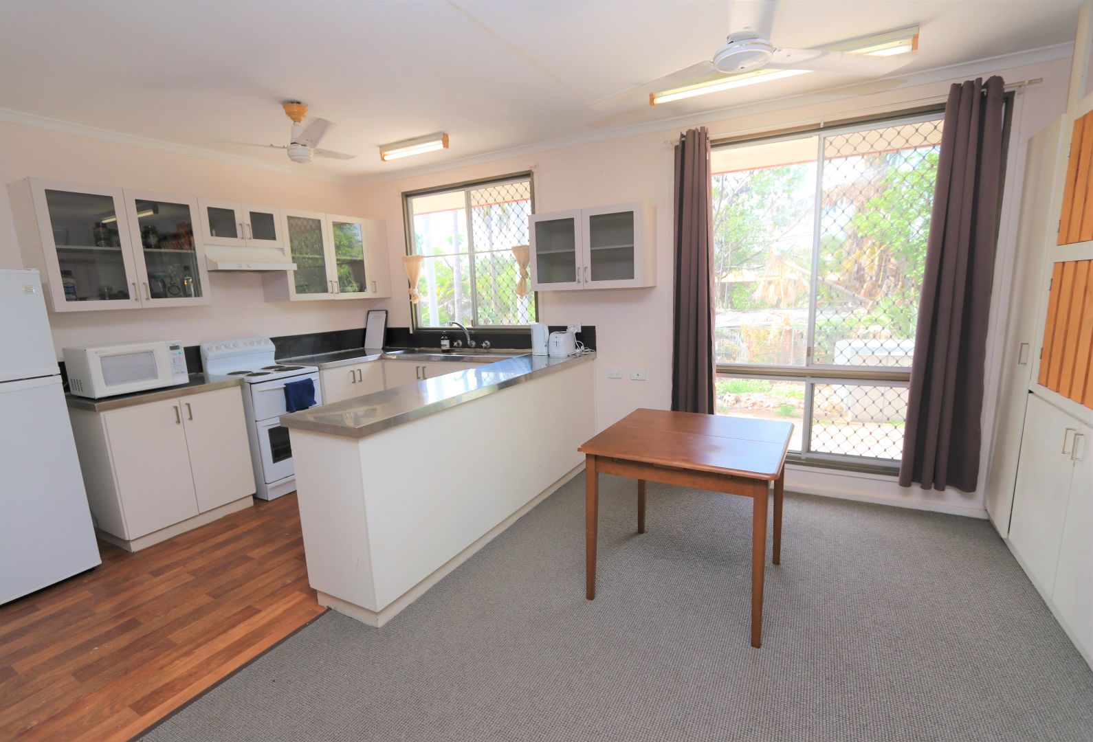 9 Cox Crescent, Katherine NT 0850, Image 2