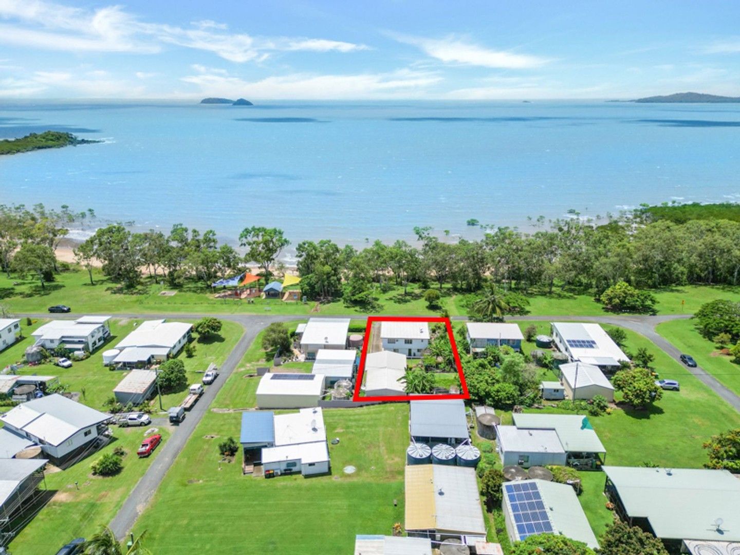 13 Repulse Esplanade, St Helens Beach QLD 4798, Image 0