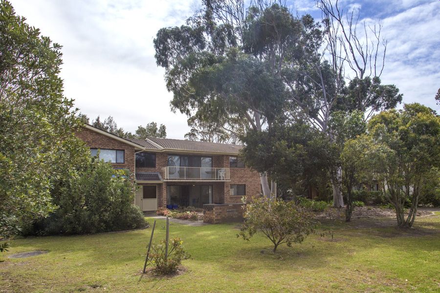 2/5 Mitchell Parade, Mollymook NSW 2539, Image 0