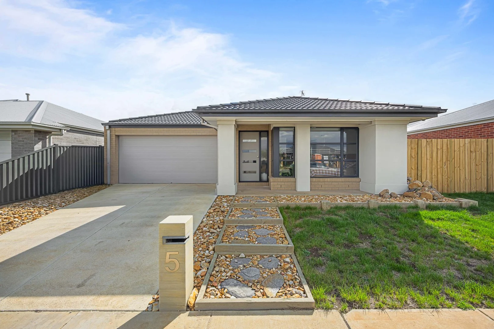 5 Ashton Avenue, Winter Valley VIC 3358