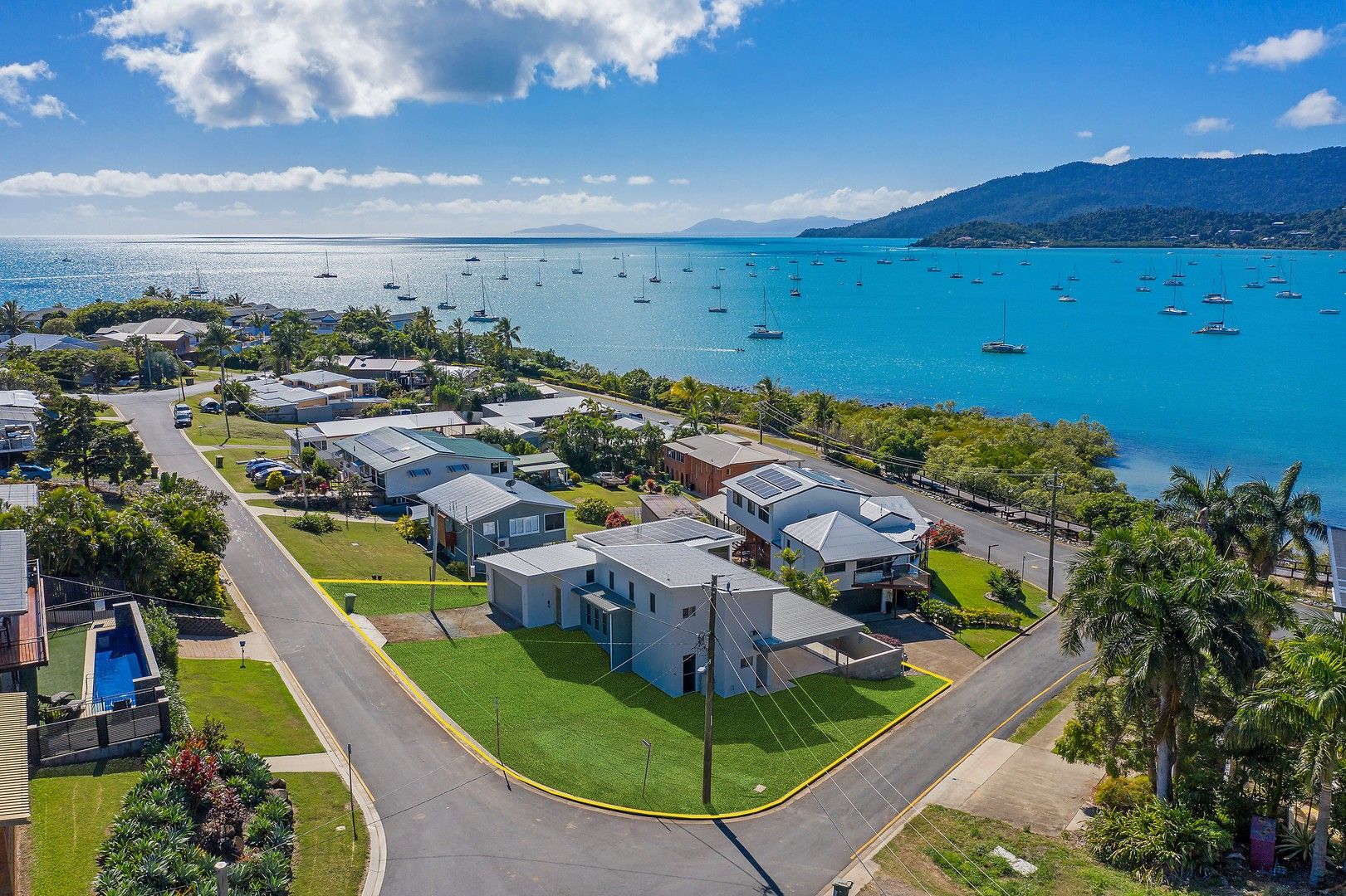 11 Hillcrest Avenue, Airlie Beach QLD 4802, Image 0