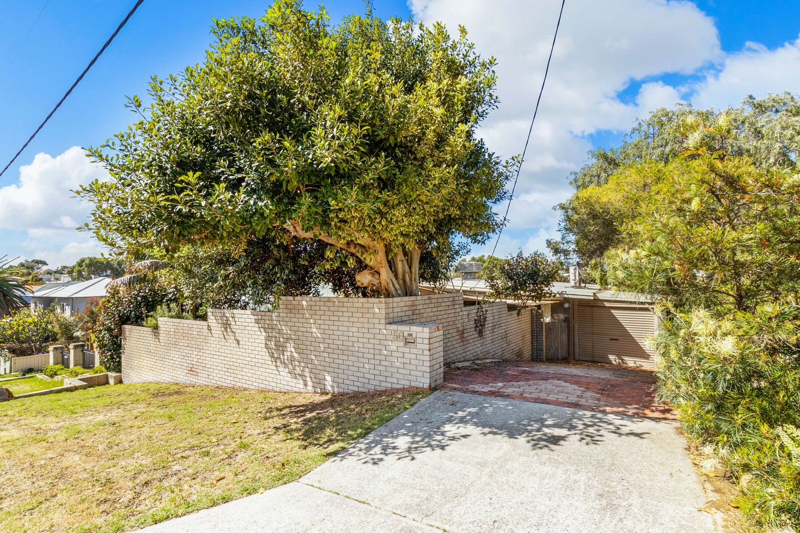 3 bedrooms House in 50 Clontarf Street SORRENTO WA, 6020