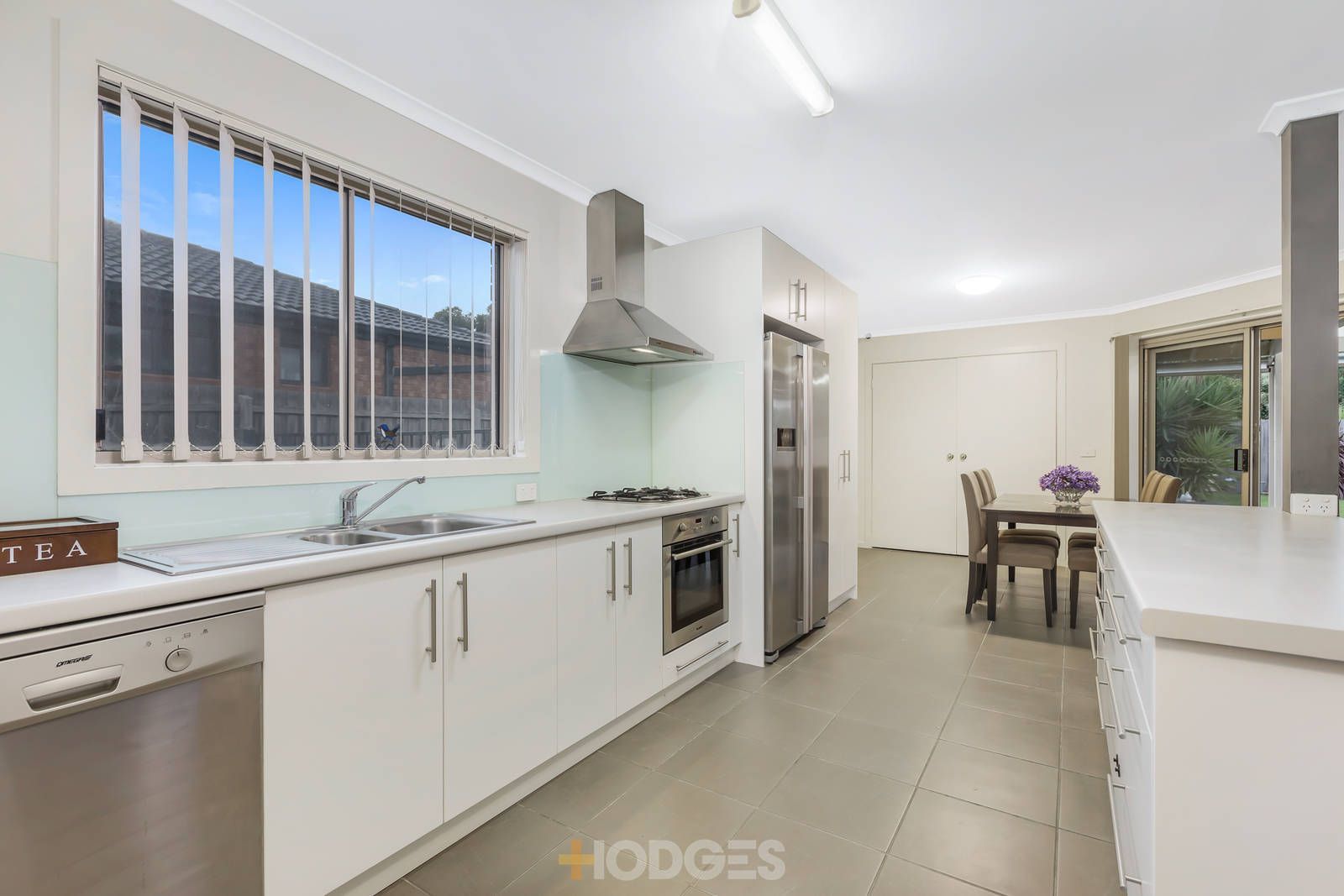 3 Captain Cook Close, Skye VIC 3977, Image 2