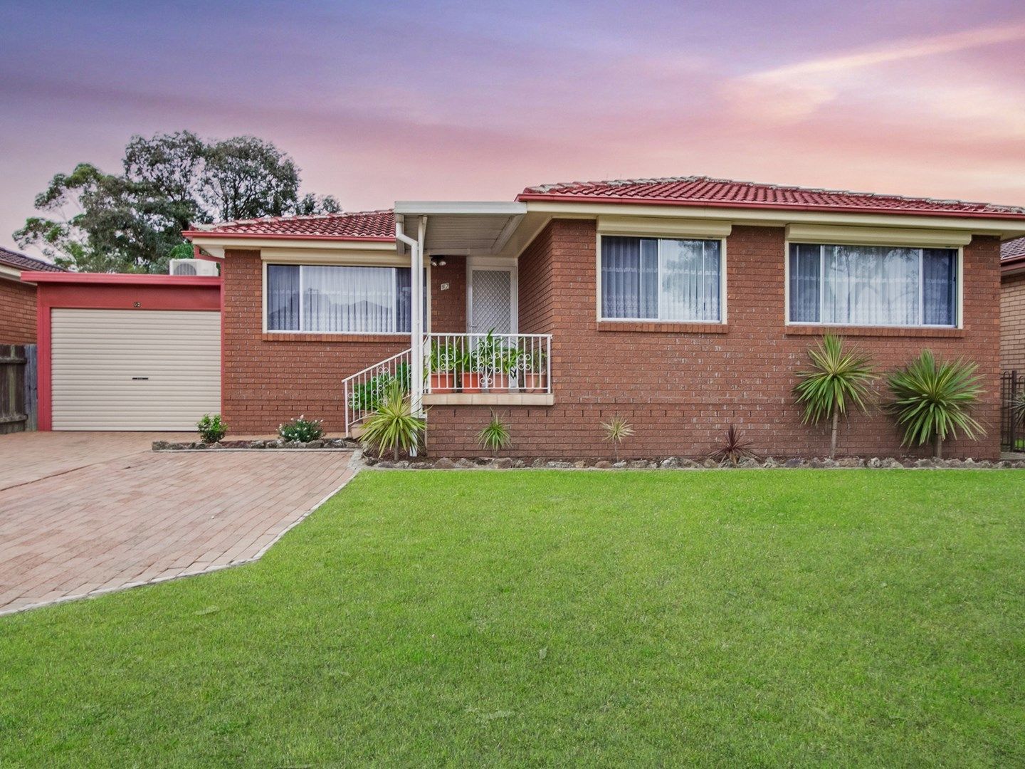 92 Hoyle Drive, Dean Park NSW 2761, Image 0