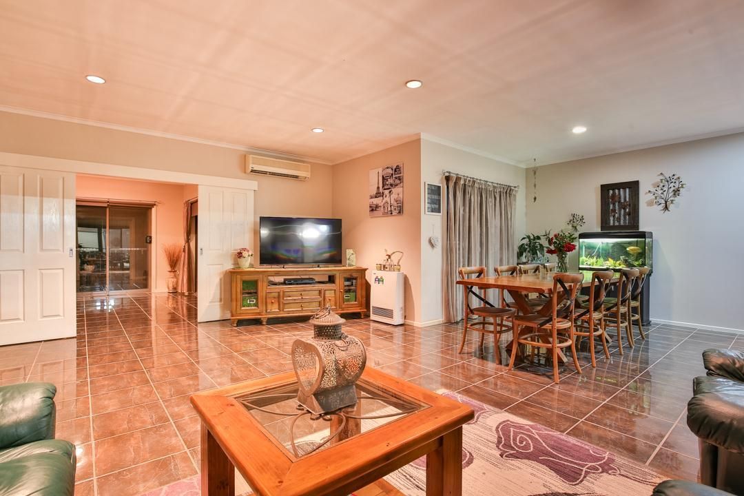 4 Acacia Court, Mildura VIC 3500, Image 2