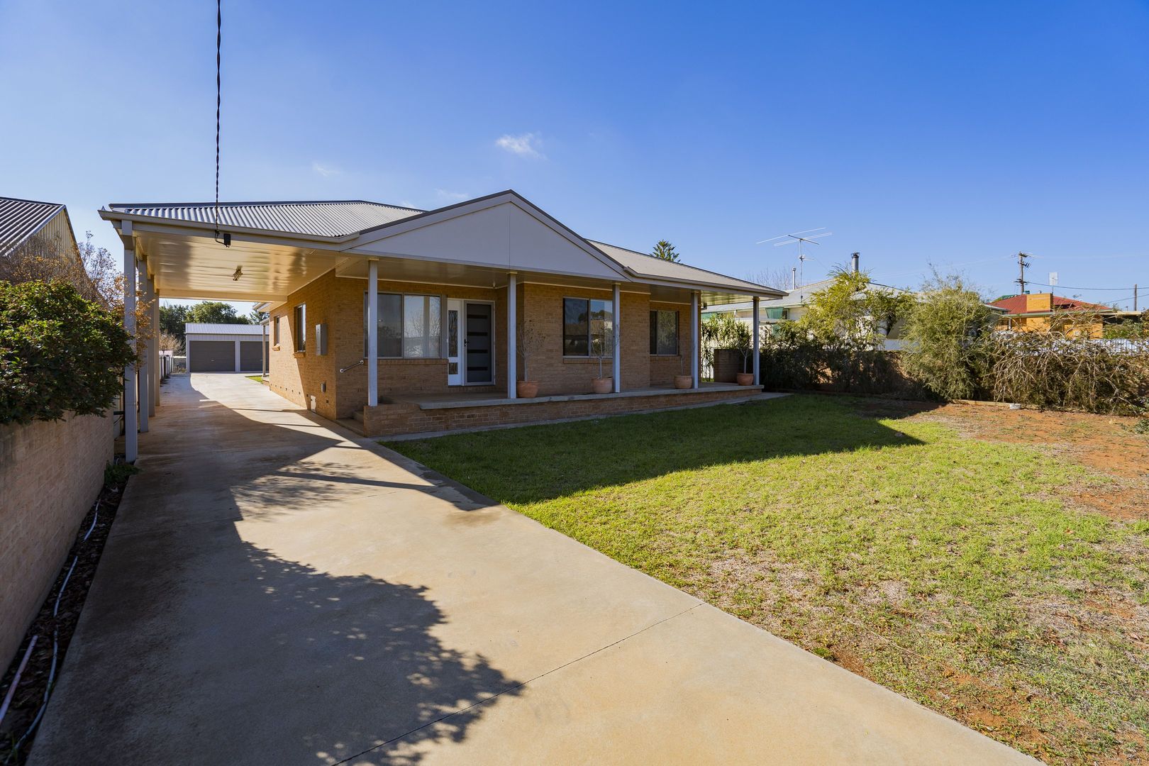 77 Deutcher Street, Temora NSW 2666, Image 1