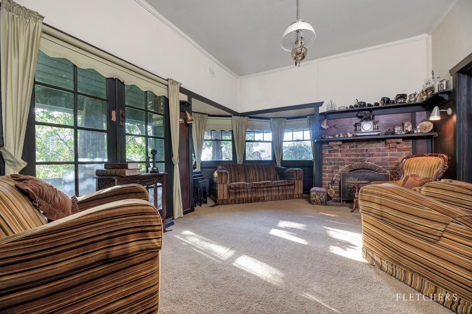 100102 Mount Dandenong Road, Croydon VIC 3136 Domain