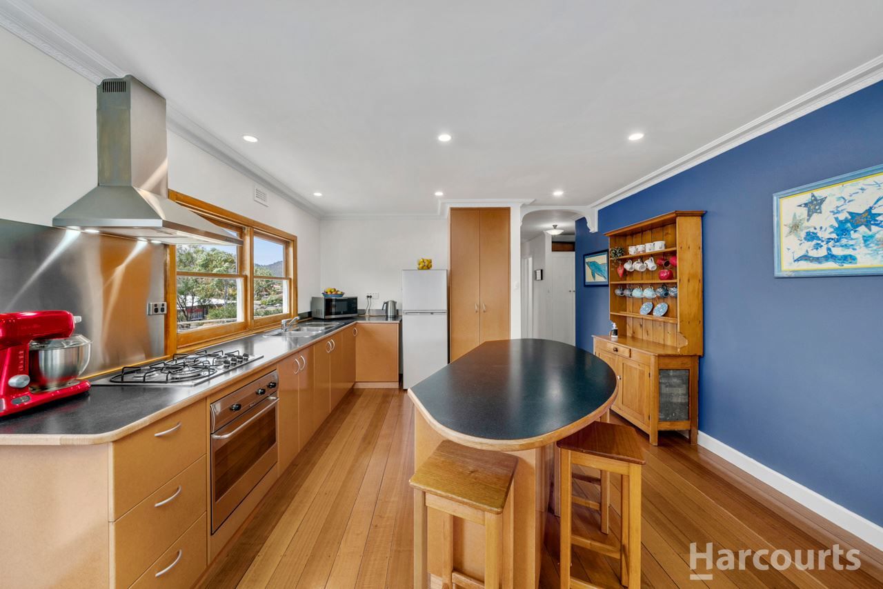 7 Derwent Avenue, Geilston Bay TAS 7015, Image 2