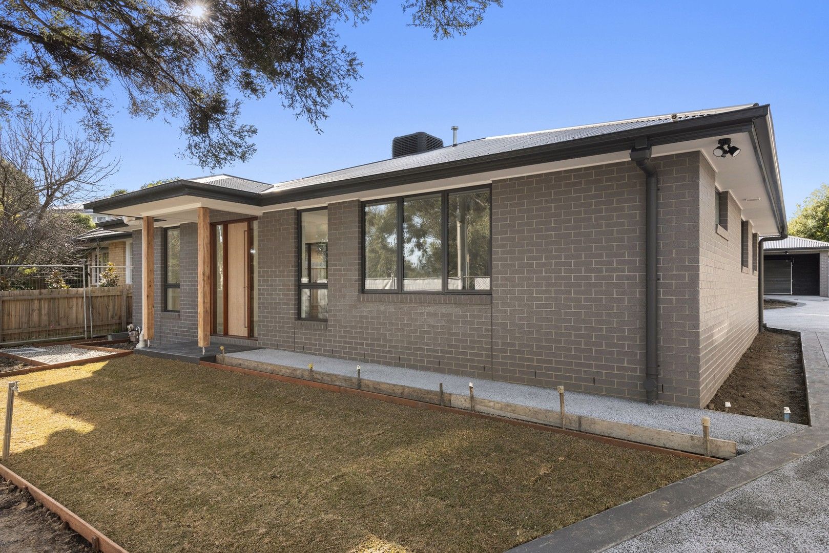 3 bedrooms Townhouse in 1/2 Kirtain Drive CROYDON VIC, 3136