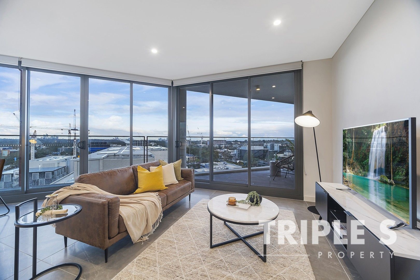 2 bedrooms Apartment / Unit / Flat in 1903B/101 Waterloo Road MACQUARIE PARK NSW, 2113