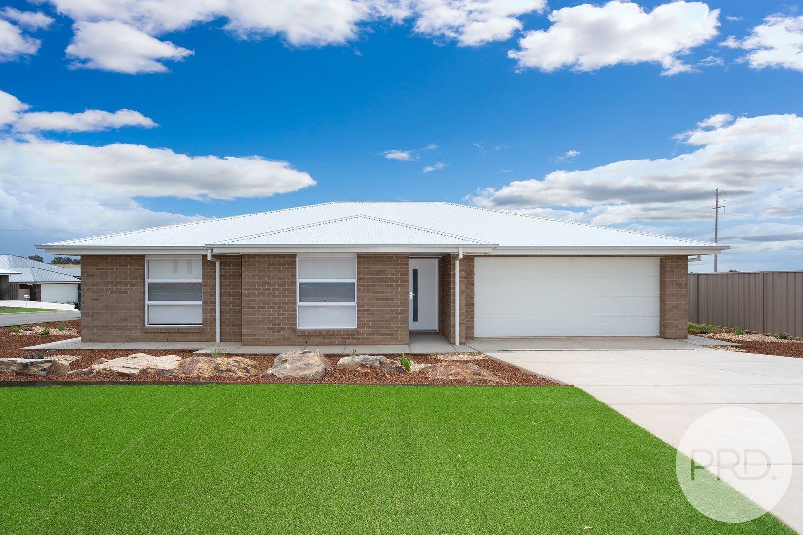 3 bedrooms House in 2 Lovell Pl LLOYD NSW, 2650