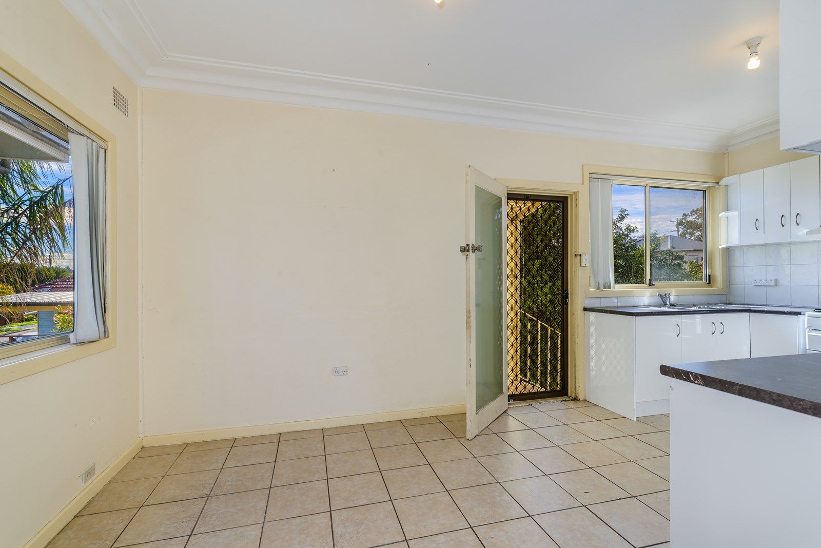 115 Lorna St, Waratah West NSW 2298, Image 2