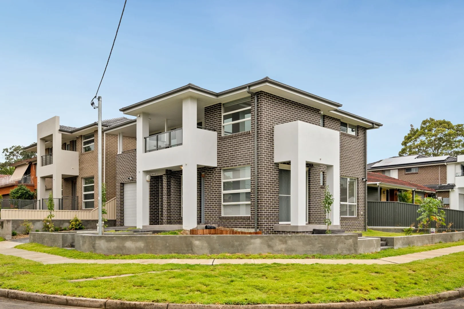 8 Barnes Street, Girraween NSW 2145