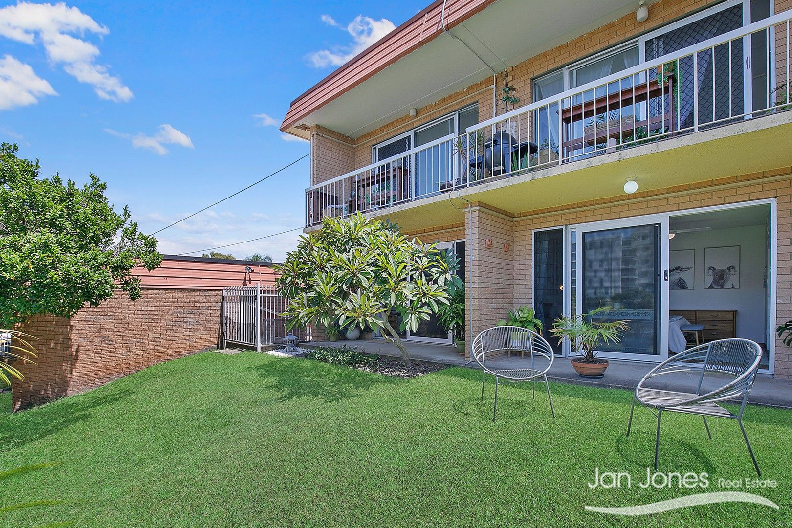 Unit 1/10 Kate St, Woody Point QLD 4019, Image 0
