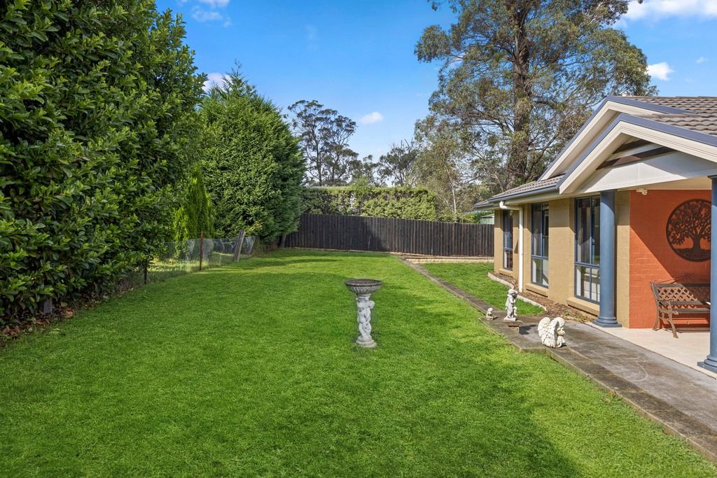 10 Fernbrook Crescent, Mittagong NSW 2575, Image 2