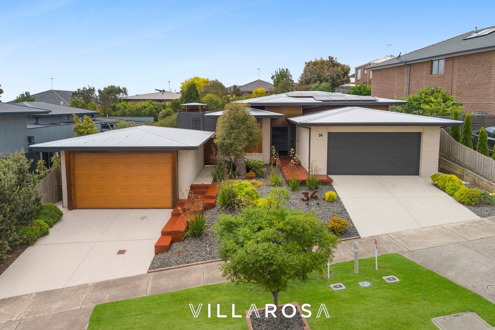 34 Grantham Drive, Highton VIC 3216, Image 2