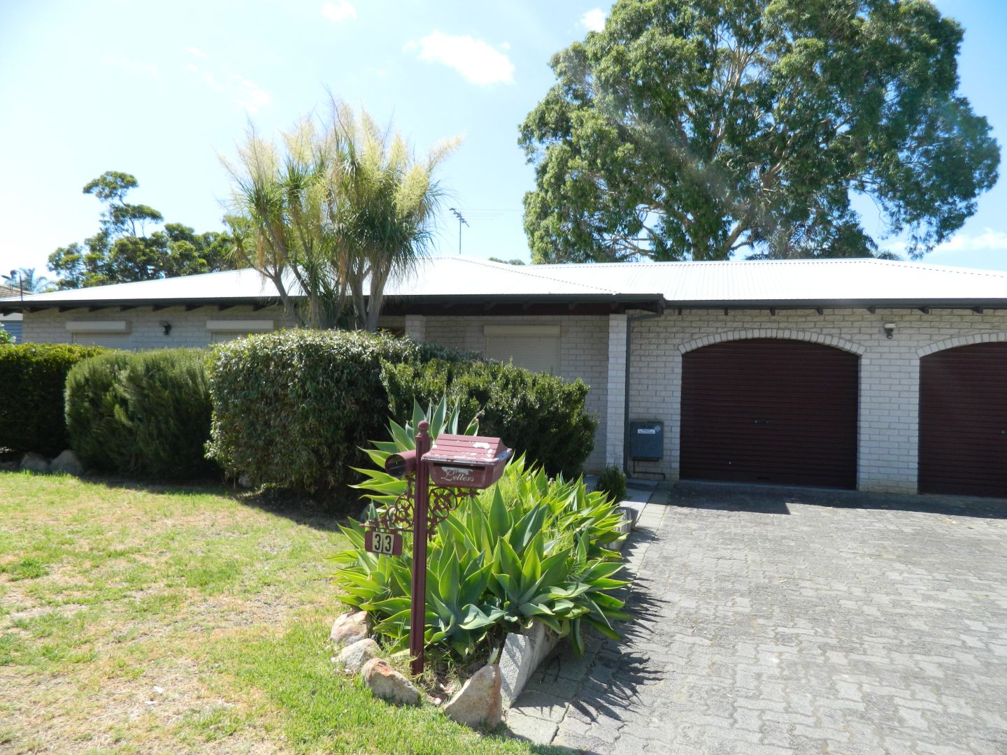 33 Akebia Way, Forrestfield WA 6058 House For Rent 480 Domain