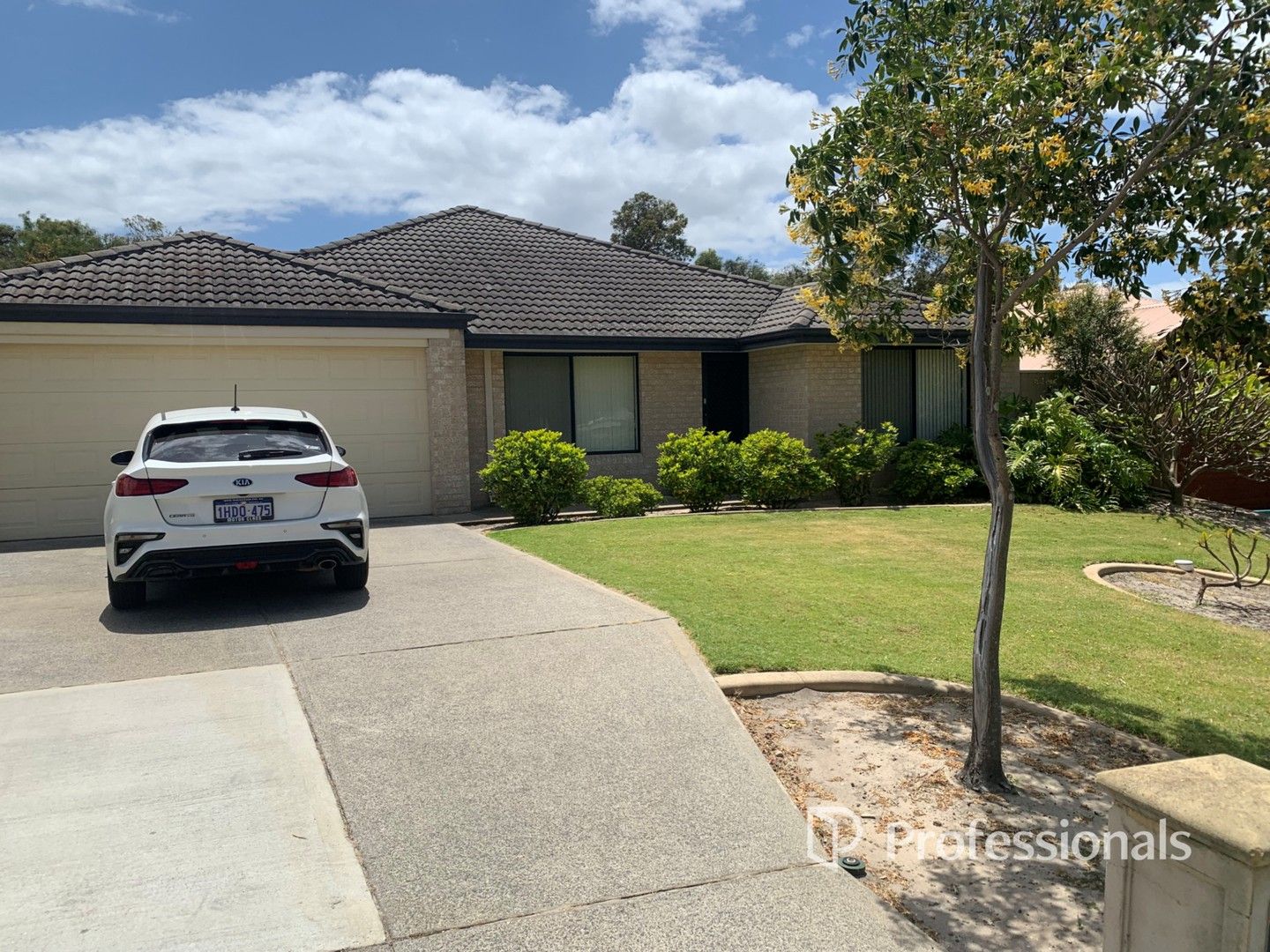 4 bedrooms House in 17 Galway Boulevard AUSTRALIND WA, 6233