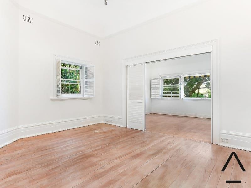 2 bedrooms Apartment / Unit / Flat in 2/46 Carabella Street KIRRIBILLI NSW, 2061