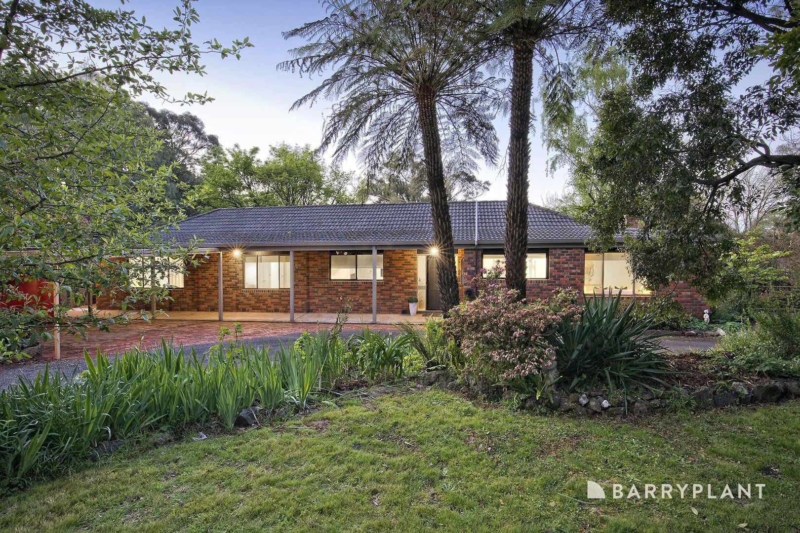 4 bedrooms House in 17 Margaret Road AVONSLEIGH VIC, 3782