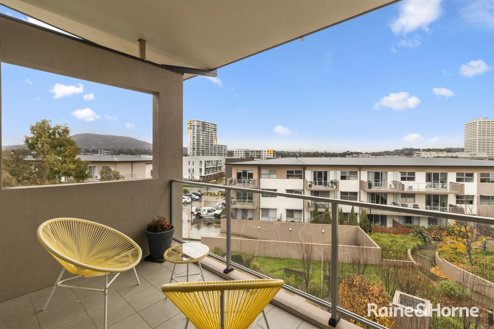 21/15 Mower Place, Phillip ACT 2606, Image 2