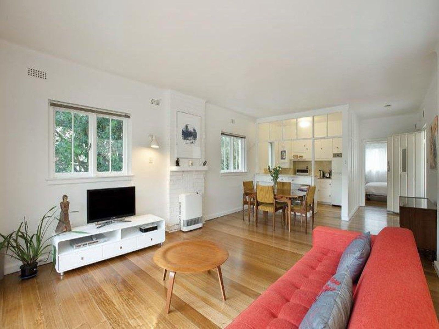 1 bedrooms Apartment / Unit / Flat in 11/712 Orrong Road TOORAK VIC, 3142