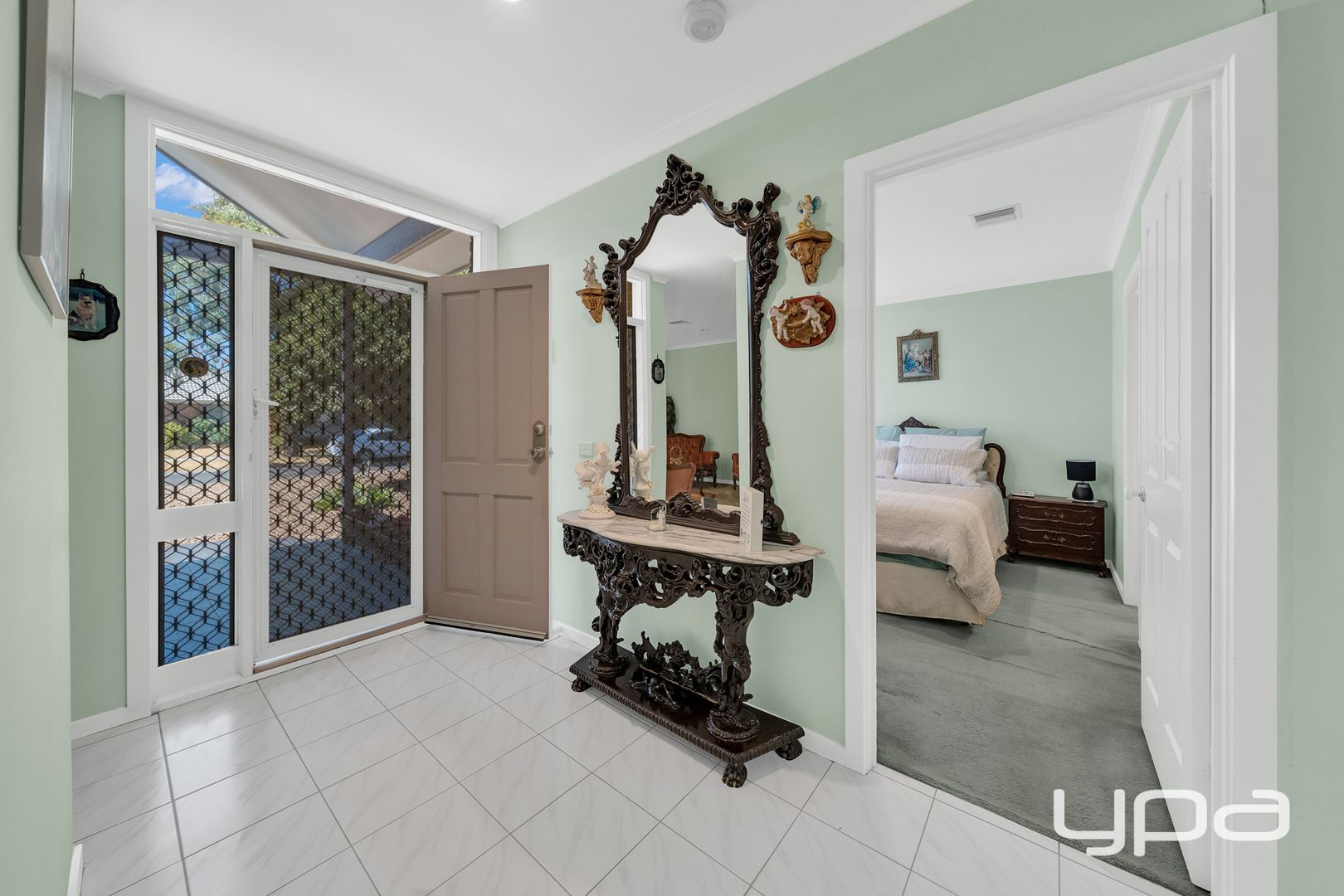 1 Ketwick Court, Sydenham VIC 3037, Image 1