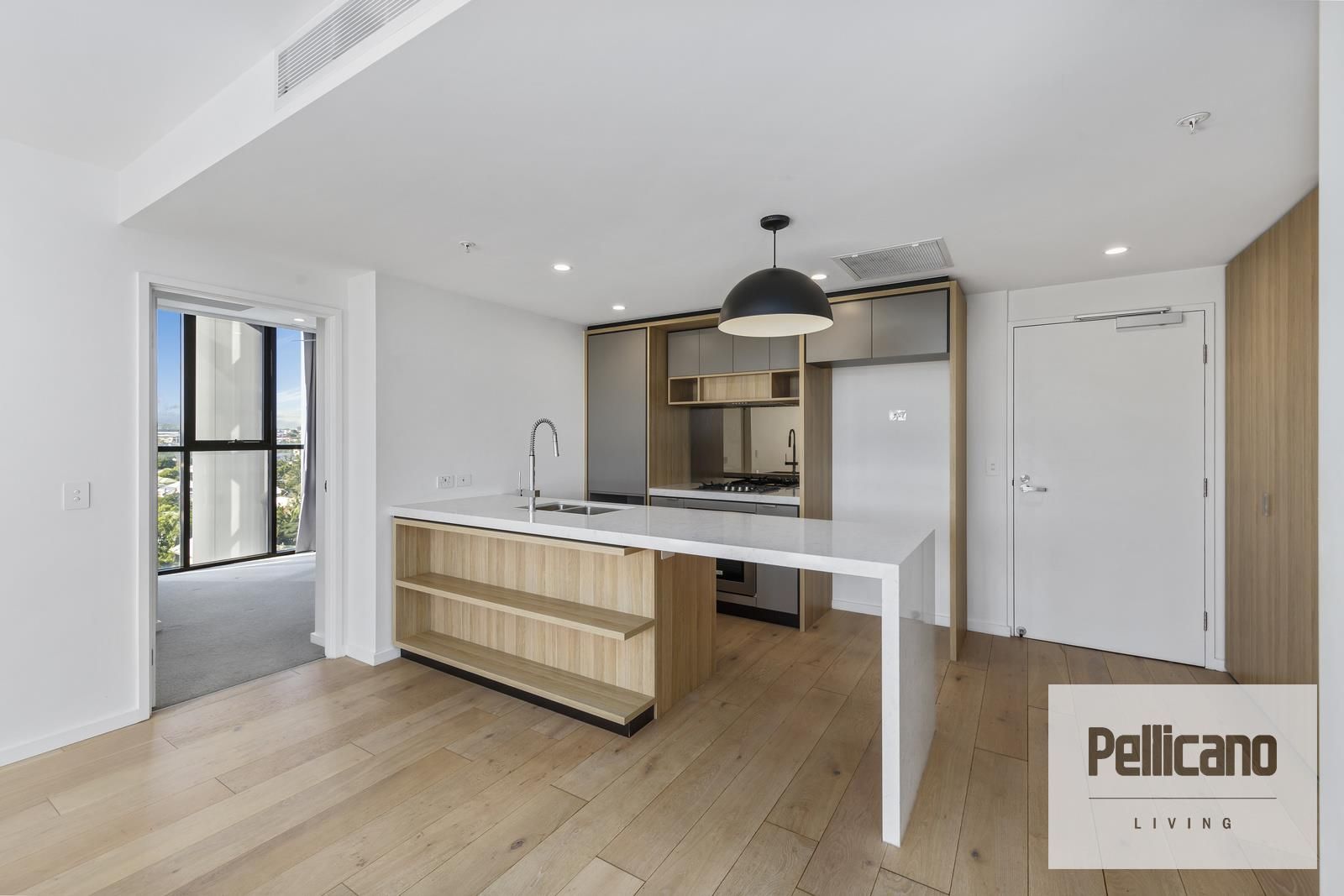 2 bedrooms Apartment / Unit / Flat in 208/17 Deshon Street WOOLLOONGABBA QLD, 4102