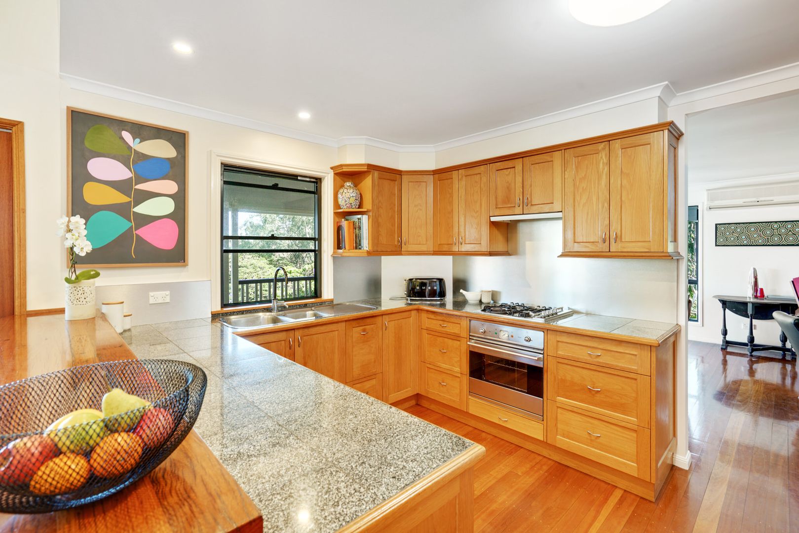 82 Rosecliffe Street, Dutton Park QLD 4102, Image 2